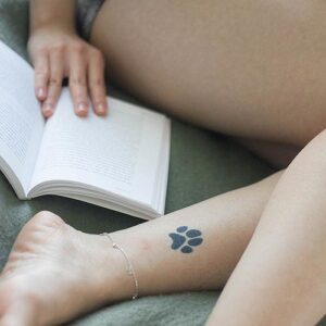 Paw temporary tattoo