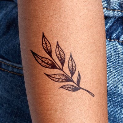 Fern leaf fake tattoo