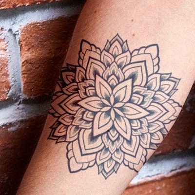 Tribal flower fake tattoo