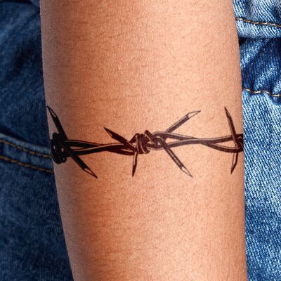 Barbwire fake tattoo